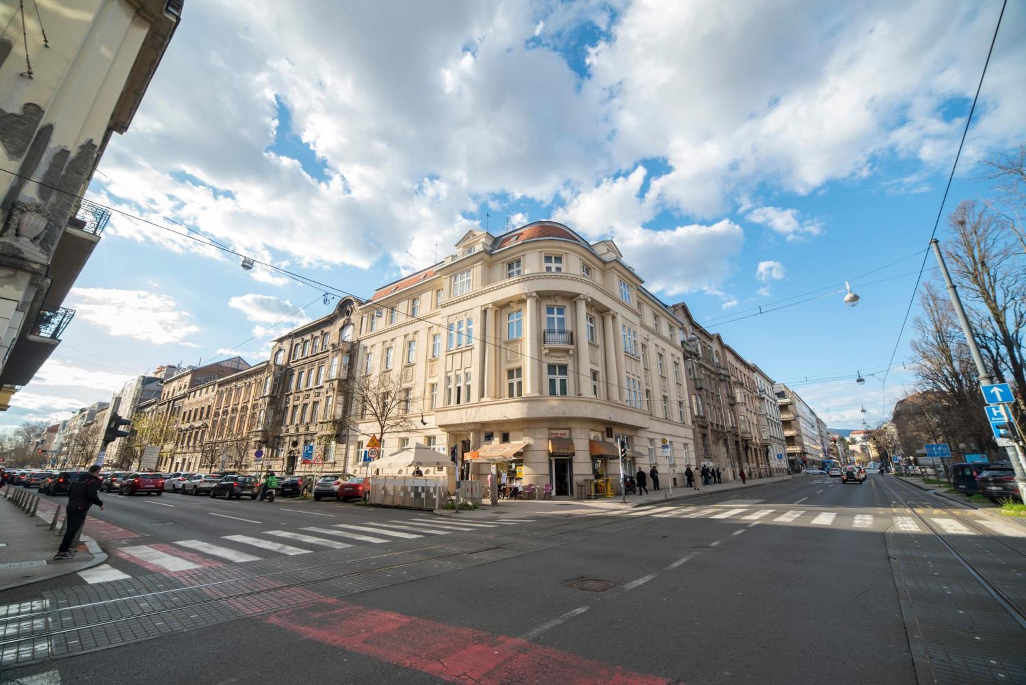 Imperial Apartment B Zagreb Exterior photo